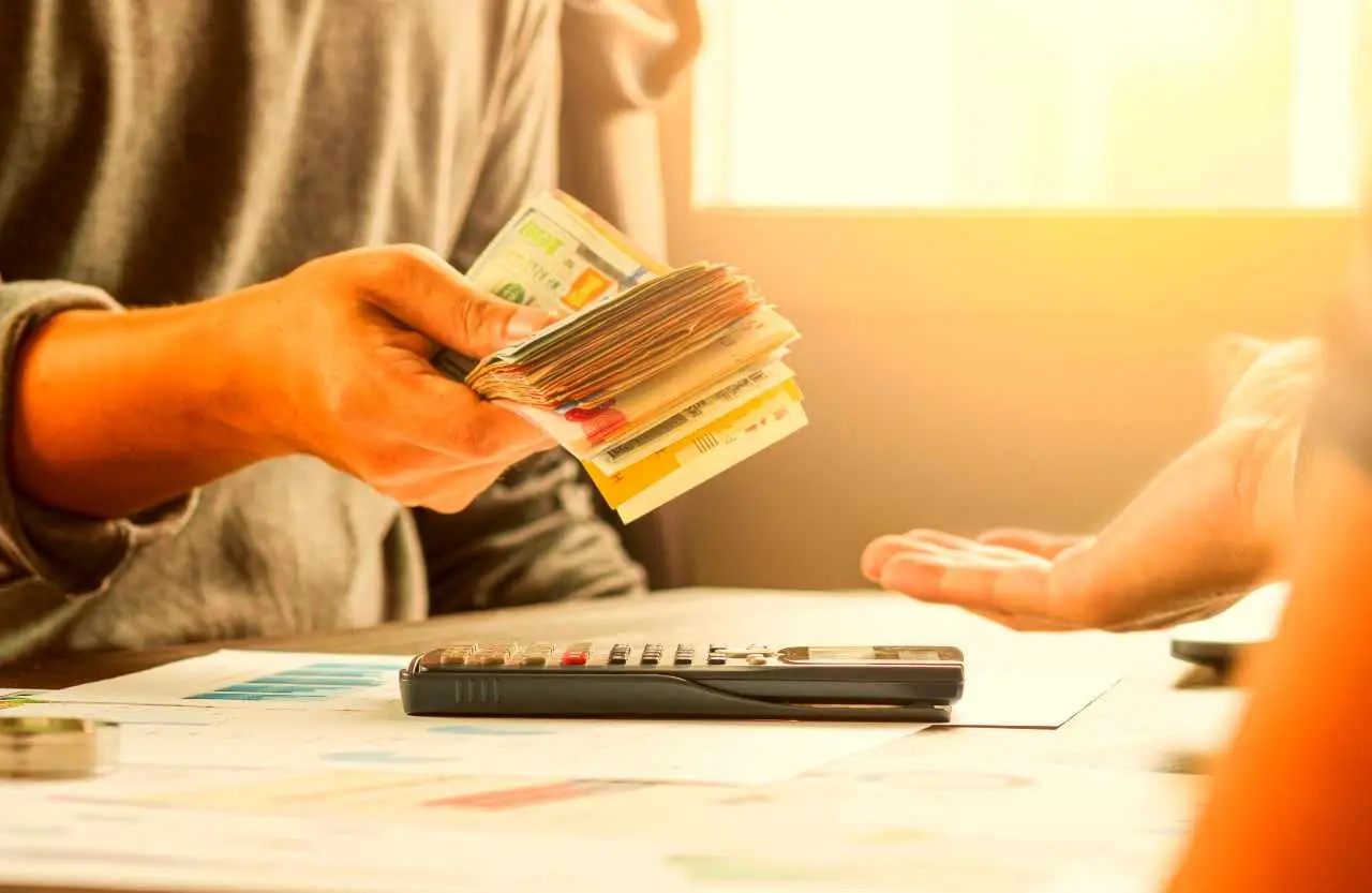 Le agenzie di money transfer nel mirino dell’antiriciclaggio: ecco cosa sta succedendo