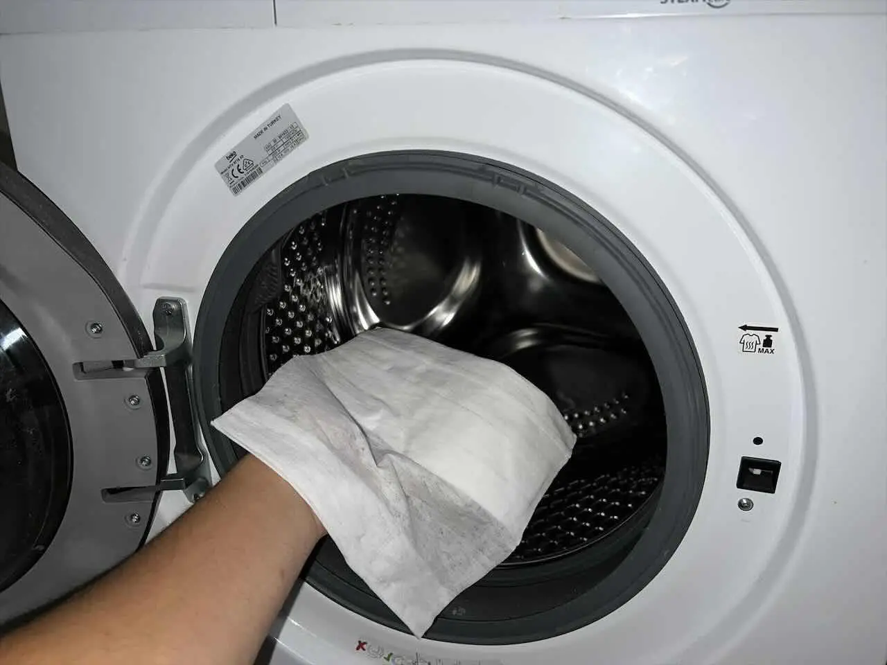 Se vedi questo simbolo della farfalla sulla lavatrice ecco cosa significa